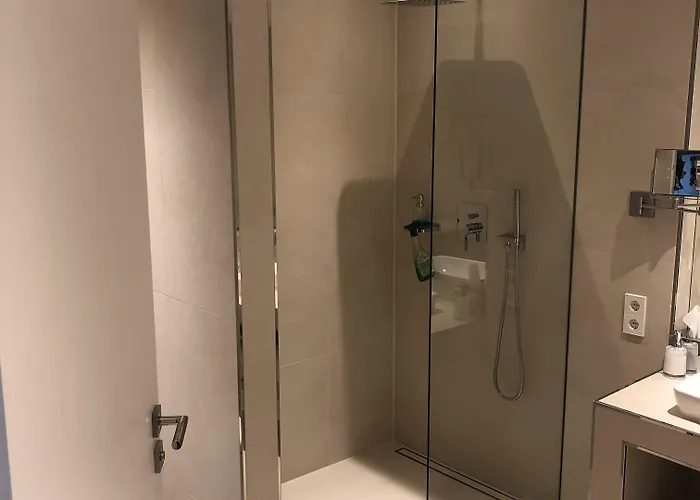 Ξενοδοχείο Voss 5*